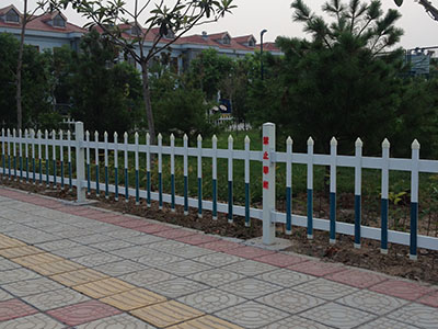 沈阳玻璃钢草坪栅栏